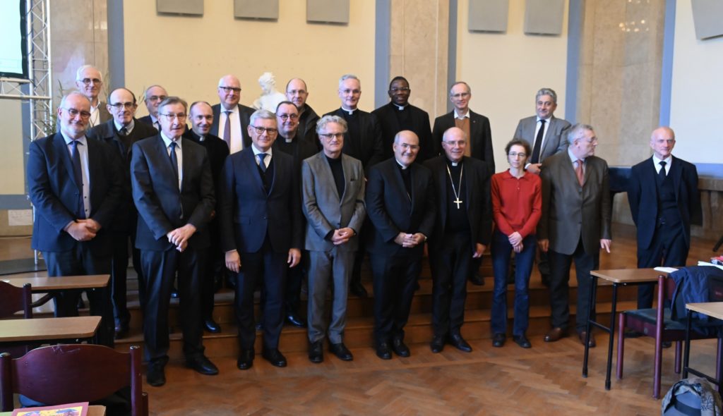 Célébration du centenaire de l’intégration de la Faculté de théologie ...